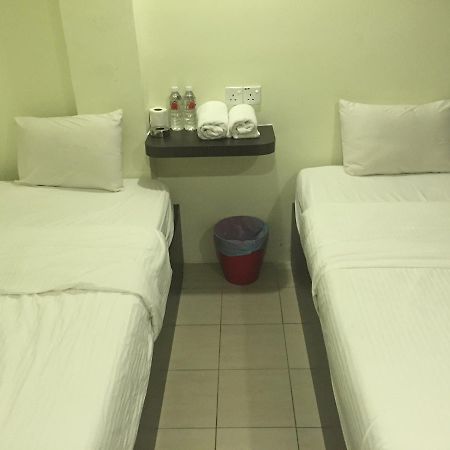 Desa House Hotel Kepong Luaran gambar