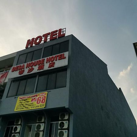 Desa House Hotel Kepong Luaran gambar