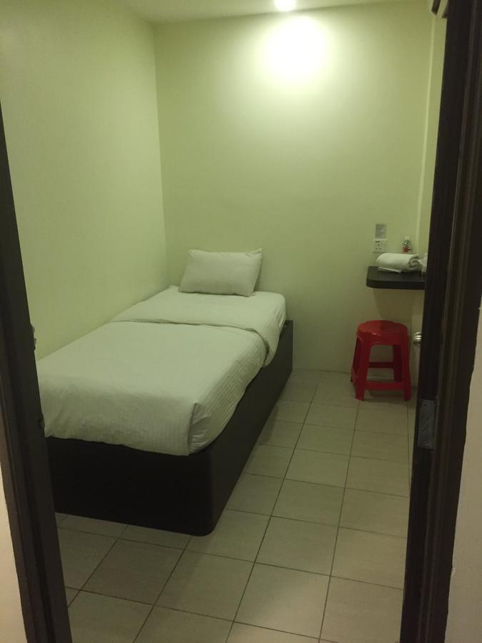 Desa House Hotel Kepong Luaran gambar
