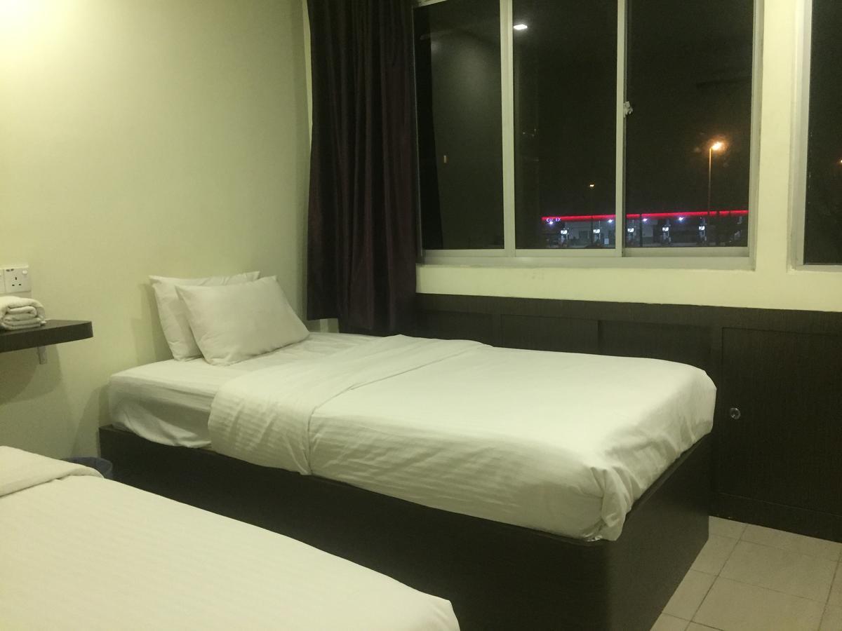 Desa House Hotel Kepong Luaran gambar