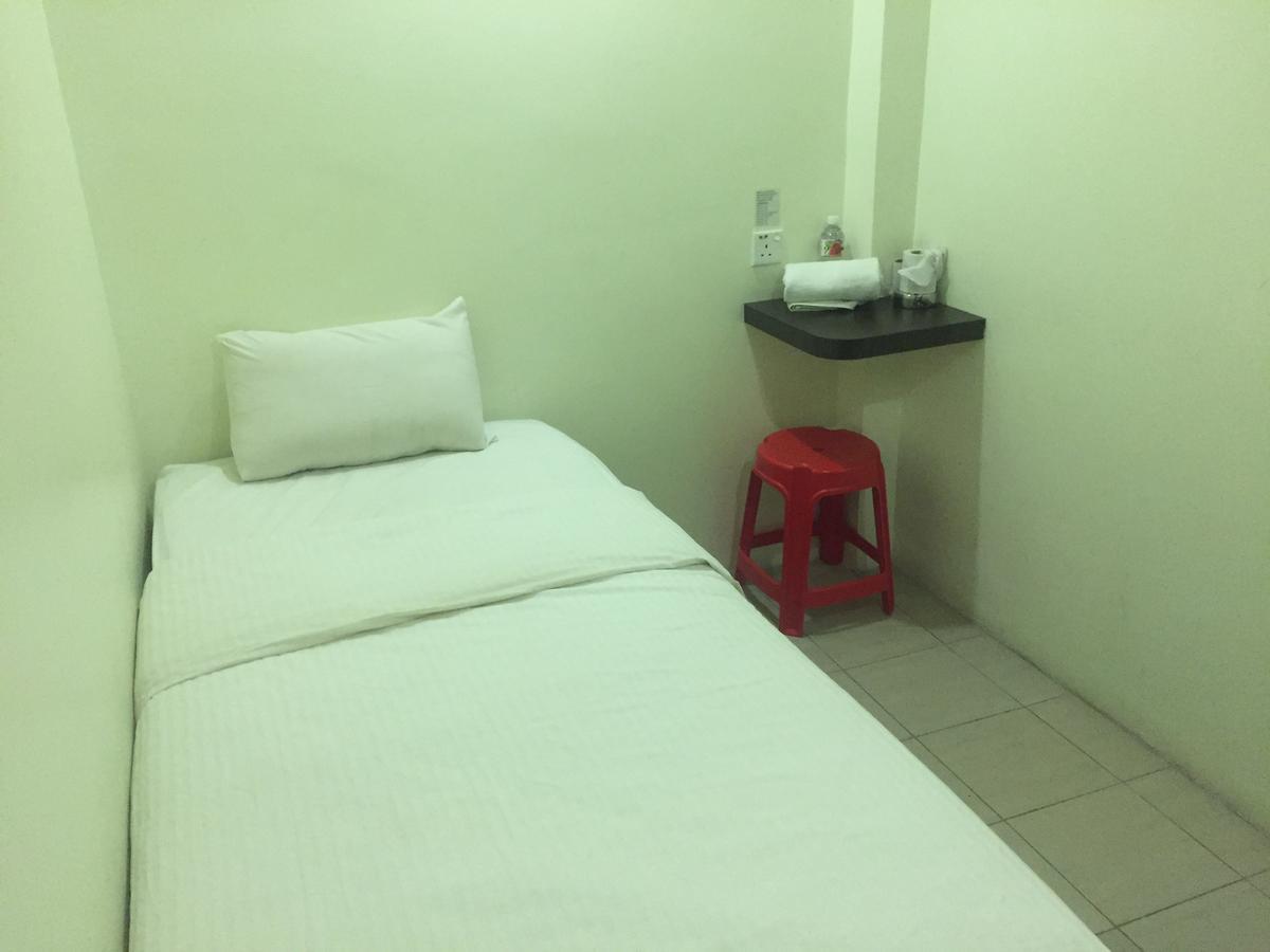 Desa House Hotel Kepong Luaran gambar