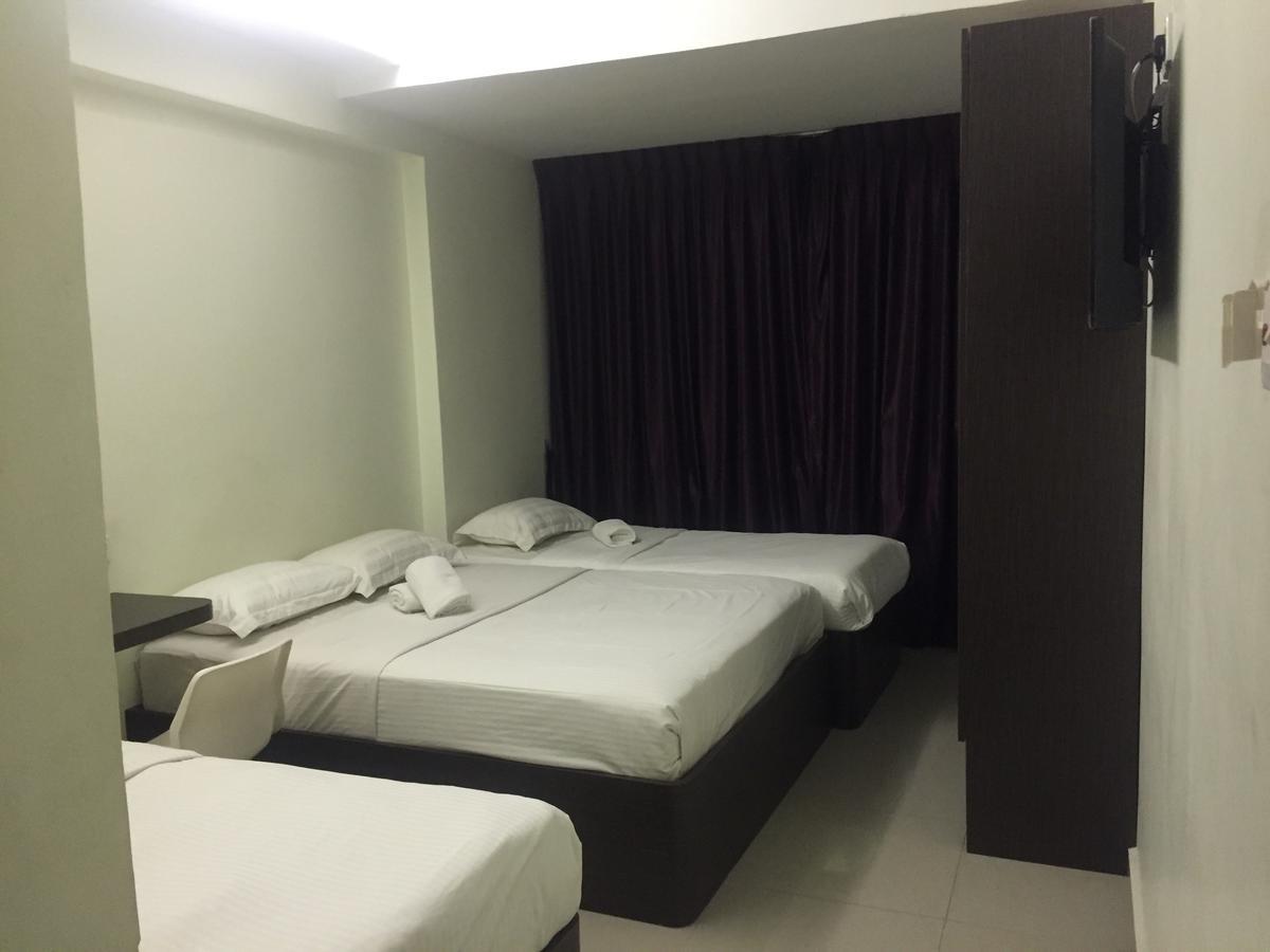 Desa House Hotel Kepong Luaran gambar