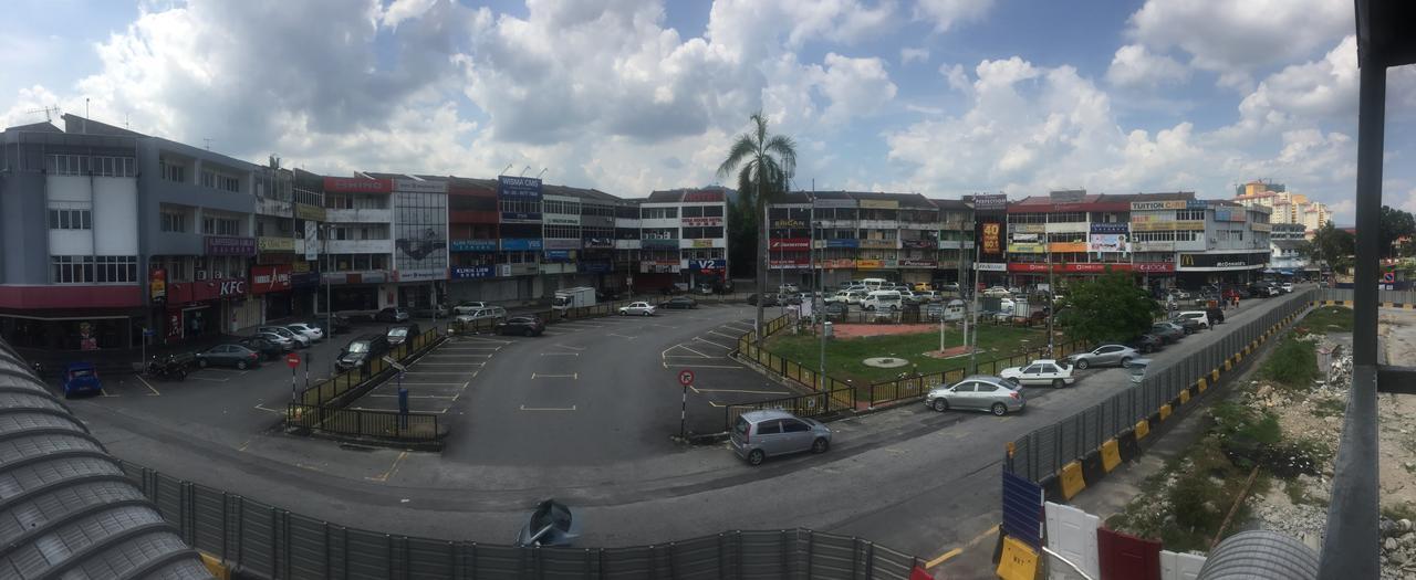Desa House Hotel Kepong Luaran gambar